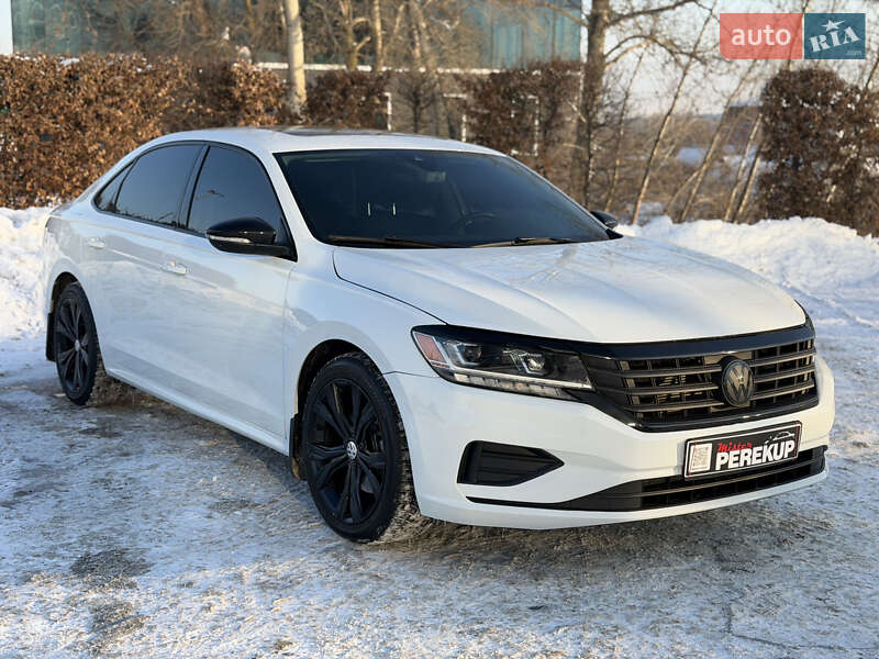 Volkswagen Passat 2021