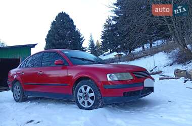 Седан Volkswagen Passat 1998 в Черновцах