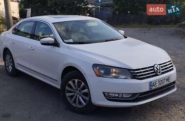 Седан Volkswagen Passat 2012 в Новомосковске
