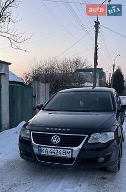 Седан Volkswagen Passat 2009 в Киеве