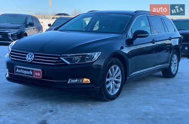 Универсал Volkswagen Passat 2015 в Львове