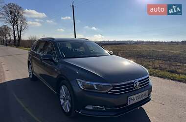 Универсал Volkswagen Passat 2016 в Радивилове