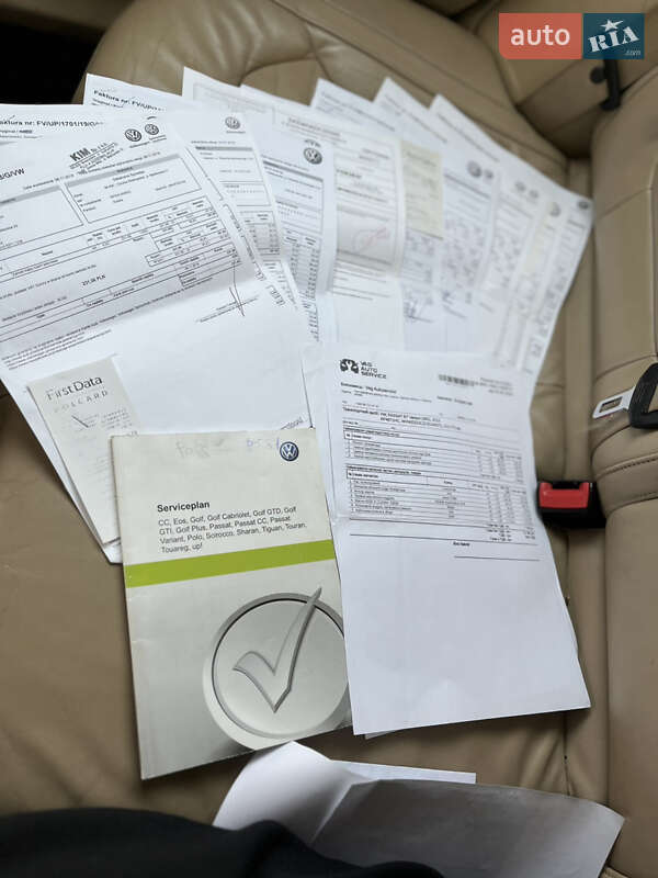 Универсал Volkswagen Passat 2012 в Запорожье