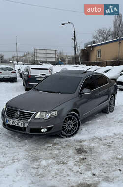 Седан Volkswagen Passat 2006 в Хмельницком