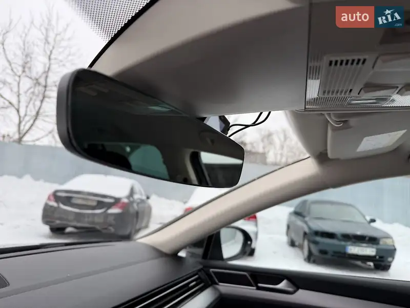 Volkswagen Passat 2017 VIN WVWZZZ3CZJE117175 фото оголошення 54 з 116