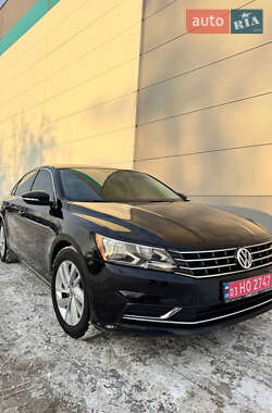 Седан Volkswagen Passat 2017 в Києві