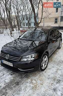 Седан Volkswagen Passat 2013 в Одесі