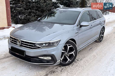 Універсал Volkswagen Passat 2020 в Ковелі