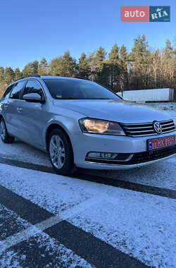 Универсал Volkswagen Passat 2014 в Ровно