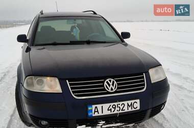 Универсал Volkswagen Passat 2002 в Сквире