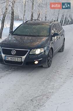 Универсал Volkswagen Passat 2006 в Шпикове