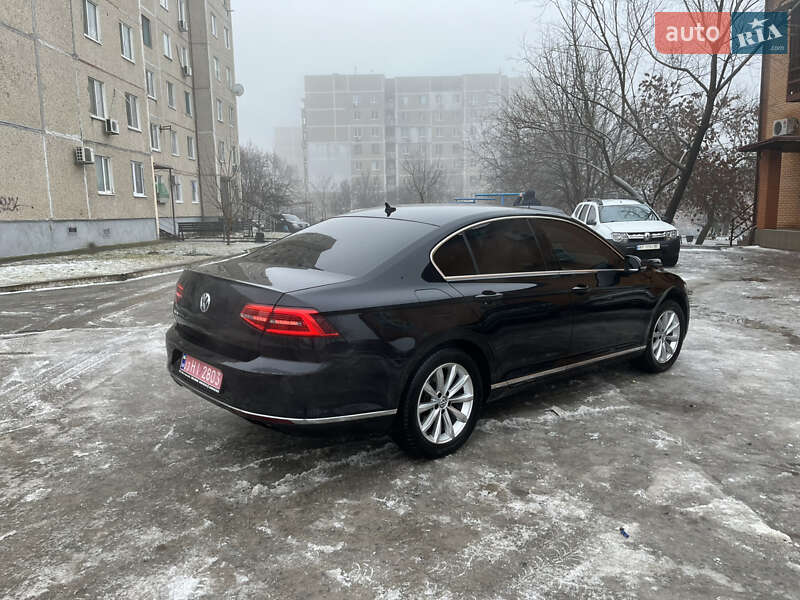 Седан Volkswagen Passat 2018 в Южноукраинске