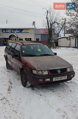 Універсал Volkswagen Passat 1995 в Новгород-Сіверському
