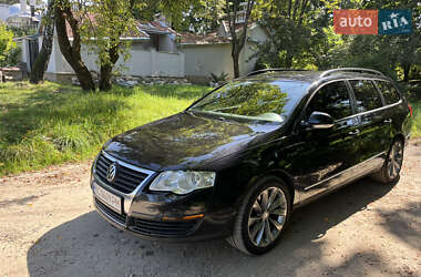 Универсал Volkswagen Passat 2006 в Львове