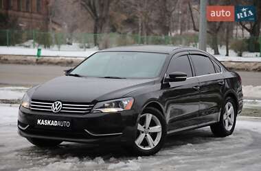 Седан Volkswagen Passat 2014 в Харькове