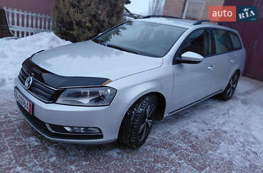 Универсал Volkswagen Passat 2013 в Сокале