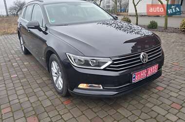 Універсал Volkswagen Passat 2018 в Нововолинську