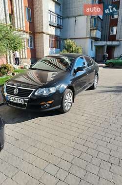Седан Volkswagen Passat 2007 в Львове