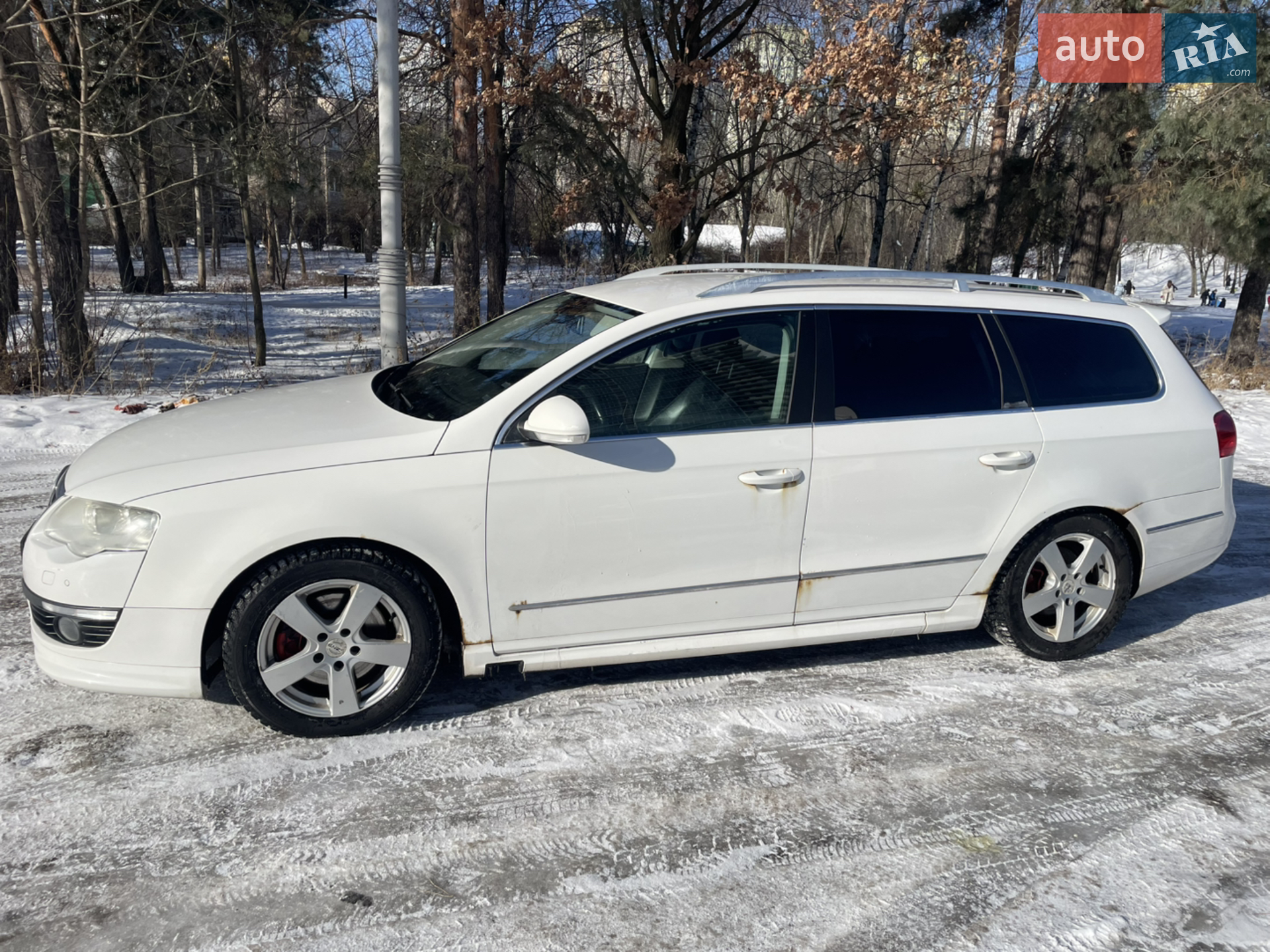 2010 Volkswagen Passat - мініатюра 4