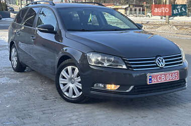 Универсал Volkswagen Passat 2014 в Хмельницком