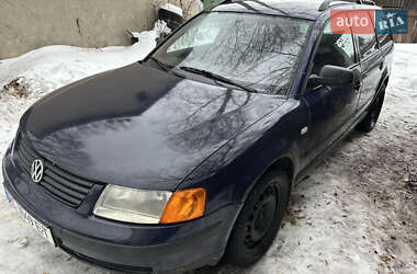 Универсал Volkswagen Passat 1999 в Любомле