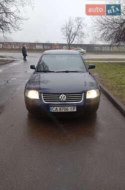Седан Volkswagen Passat 2003 в Одессе