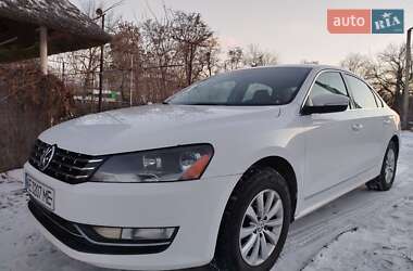 Седан Volkswagen Passat 2012 в Новомосковске