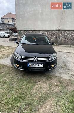 Универсал Volkswagen Passat 2011 в Ужгороде