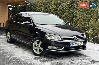 Седан Volkswagen Passat 2014 в Дубні
