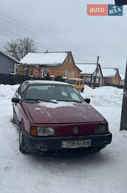 Седан Volkswagen Passat 1991 в Зарічному