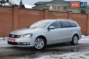 Универсал Volkswagen Passat 2012 в Луцке