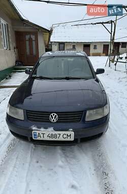 Седан Volkswagen Passat 1998 в Тлумаче