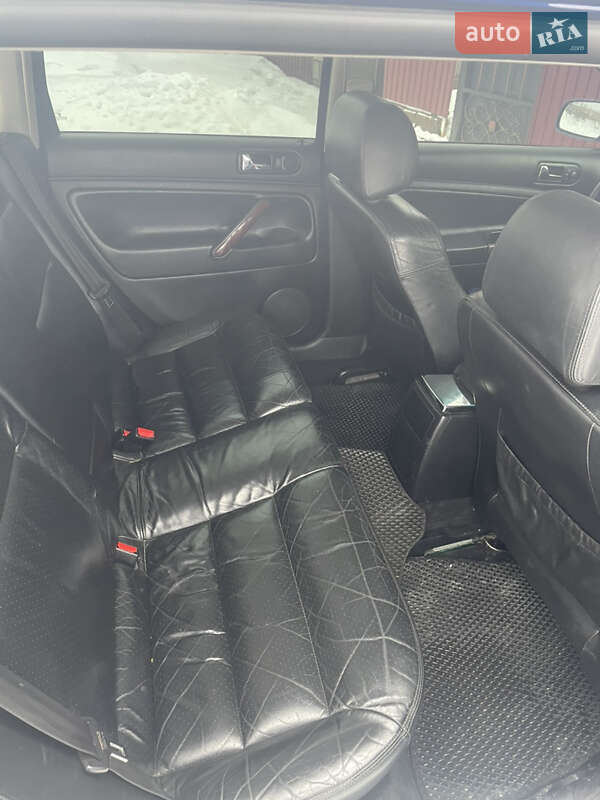 Универсал Volkswagen Passat 2000 в Заречном