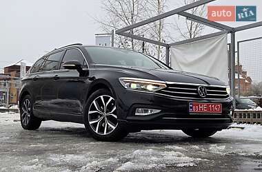Универсал Volkswagen Passat 2023 в Виннице