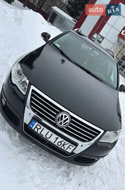 Універсал Volkswagen Passat 2006 в Олевську