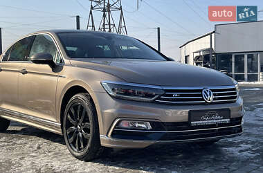 Седан Volkswagen Passat 2016 в Мукачево