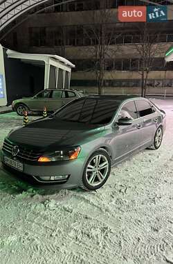 Седан Volkswagen Passat 2013 в Коростене