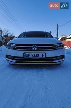 Универсал Volkswagen Passat 2016 в Сарнах