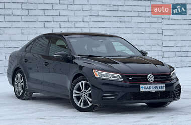 Седан Volkswagen Passat 2018 в Киеве