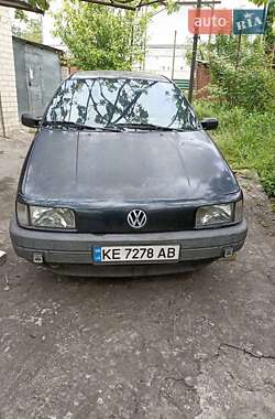 Седан Volkswagen Passat 1992 в Запоріжжі