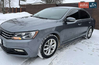 Седан Volkswagen Passat 2017 в Харькове