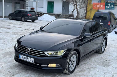 Седан Volkswagen Passat 2017 в Черкасах
