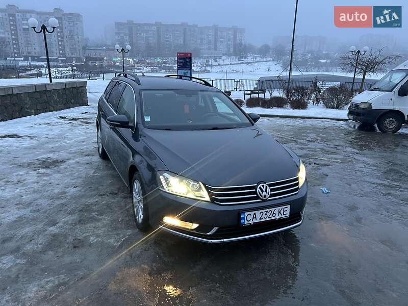 Volkswagen Passat 2011