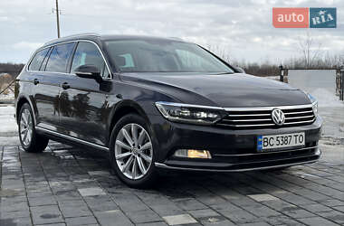 Універсал Volkswagen Passat 2019 в Дрогобичі