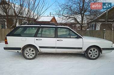 Универсал Volkswagen Passat 1987 в Дунаевцах
