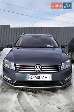 Універсал Volkswagen Passat 2012 в Тернополі