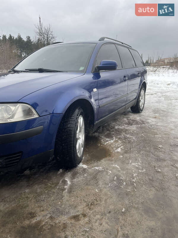 Универсал Volkswagen Passat 2000 в Заречном