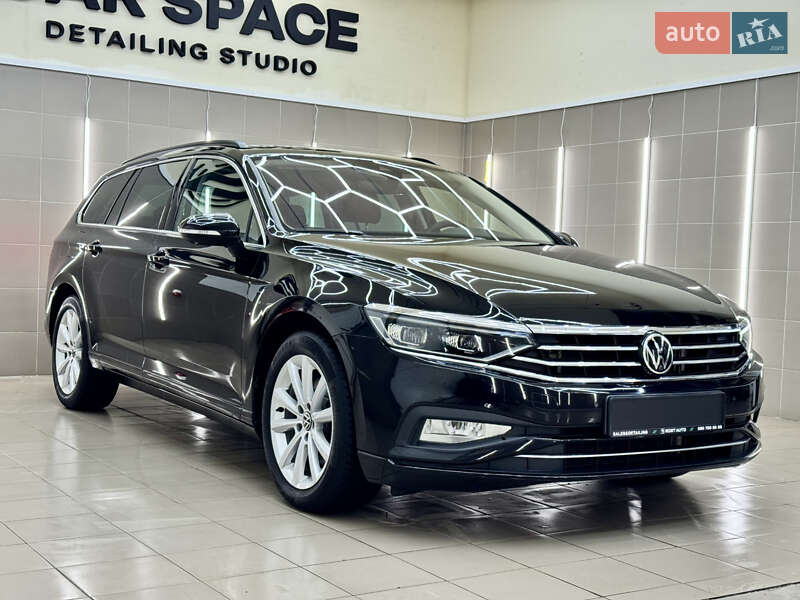 Volkswagen Passat 2022