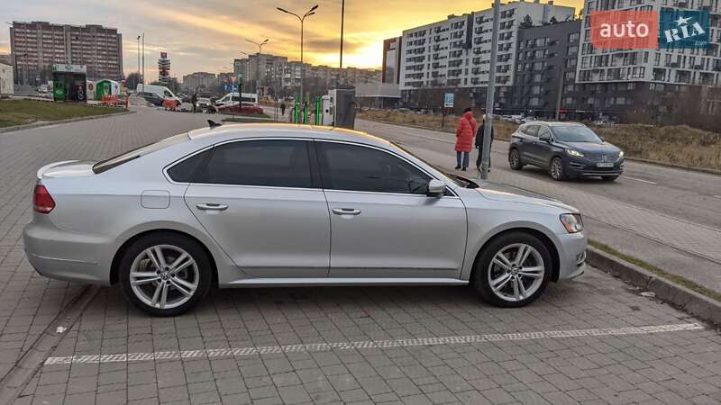 Седан Volkswagen Passat 2015 в Львове