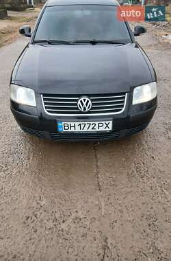 Седан Volkswagen Passat 2002 в Одессе